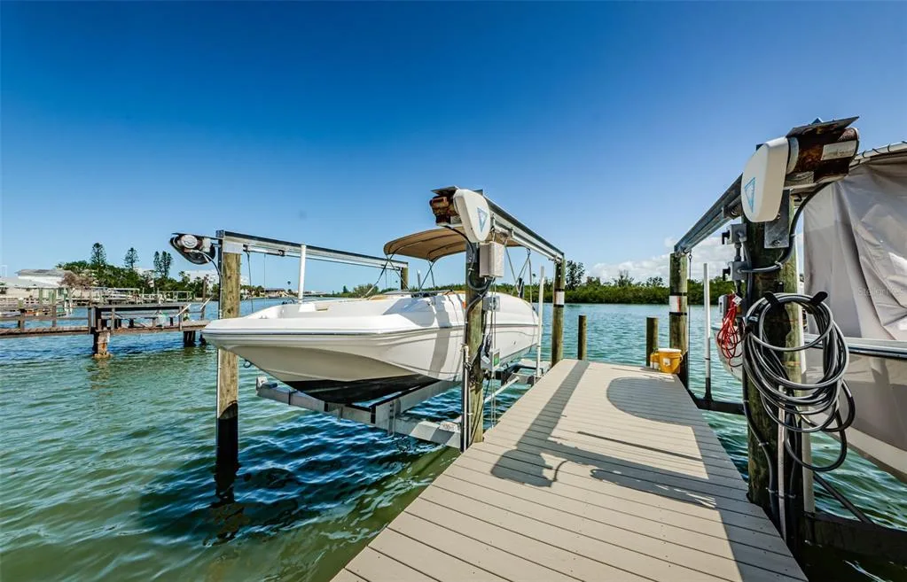 18201 GULF BOULEVARD # 201, REDINGTON SHORES, FL 33708