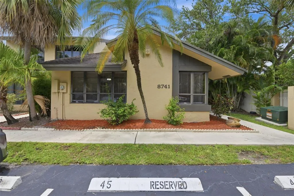 8741 CLEARY BOULEVARD, FORT LAUDERDALE, FL 33324