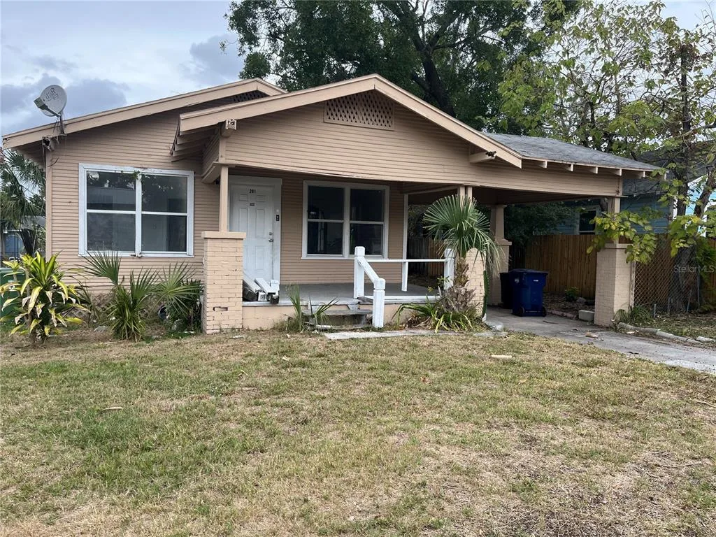 201 W IDA STREET, TAMPA, FL 33603