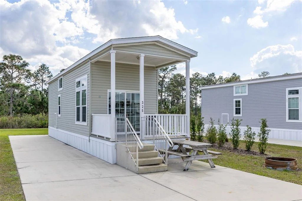 325 TIKI TURN (HWY 630) E, LAKE WALES, FL 33898