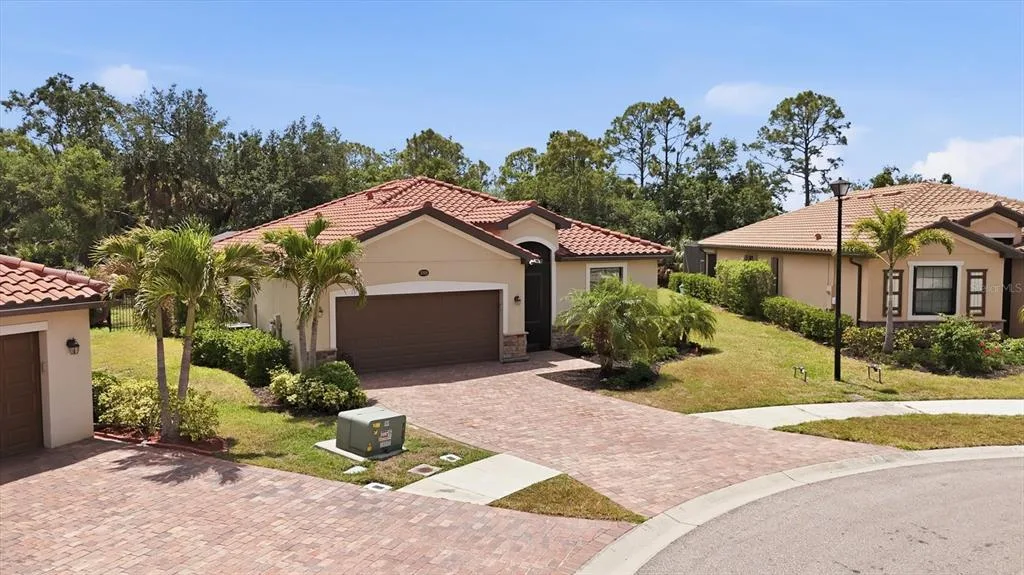 20930 VALORE COURT, VENICE, FL 34293