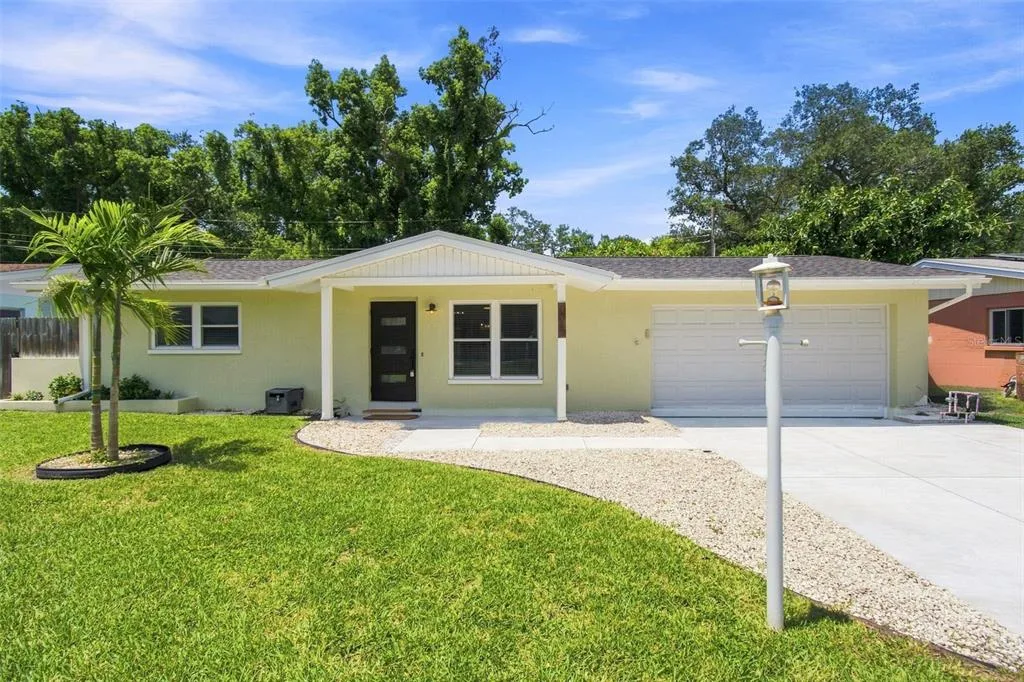 7610 117TH STREET, SEMINOLE, FL 33772