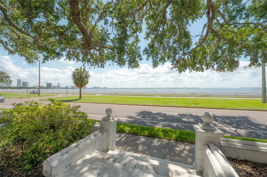 3325 BAYSHORE BOULEVARD # A17, TAMPA, FL 33629