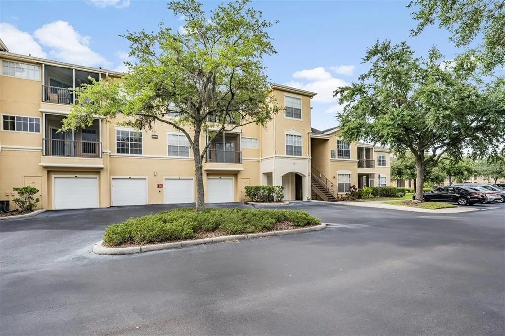 5125 PALM SPRINGS BOULEVARD # 8203, TAMPA, FL 33647