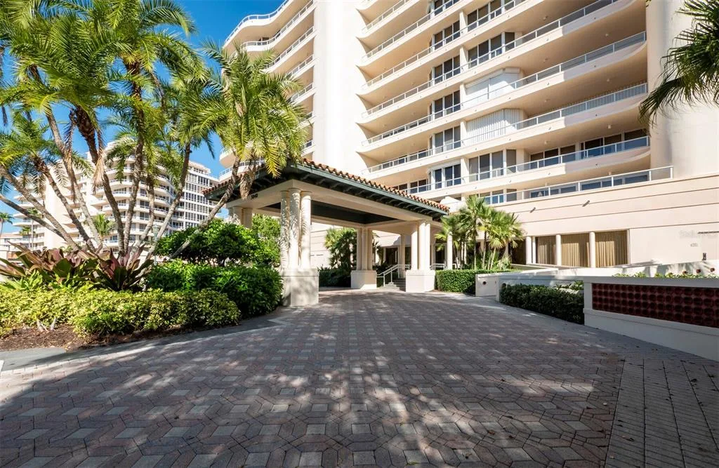 3040 GRAND BAY BOULEVARD # 225, LONGBOAT KEY, FL 34228