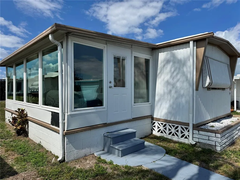 420 49TH STREET E # 20, PALMETTO, FL 34221