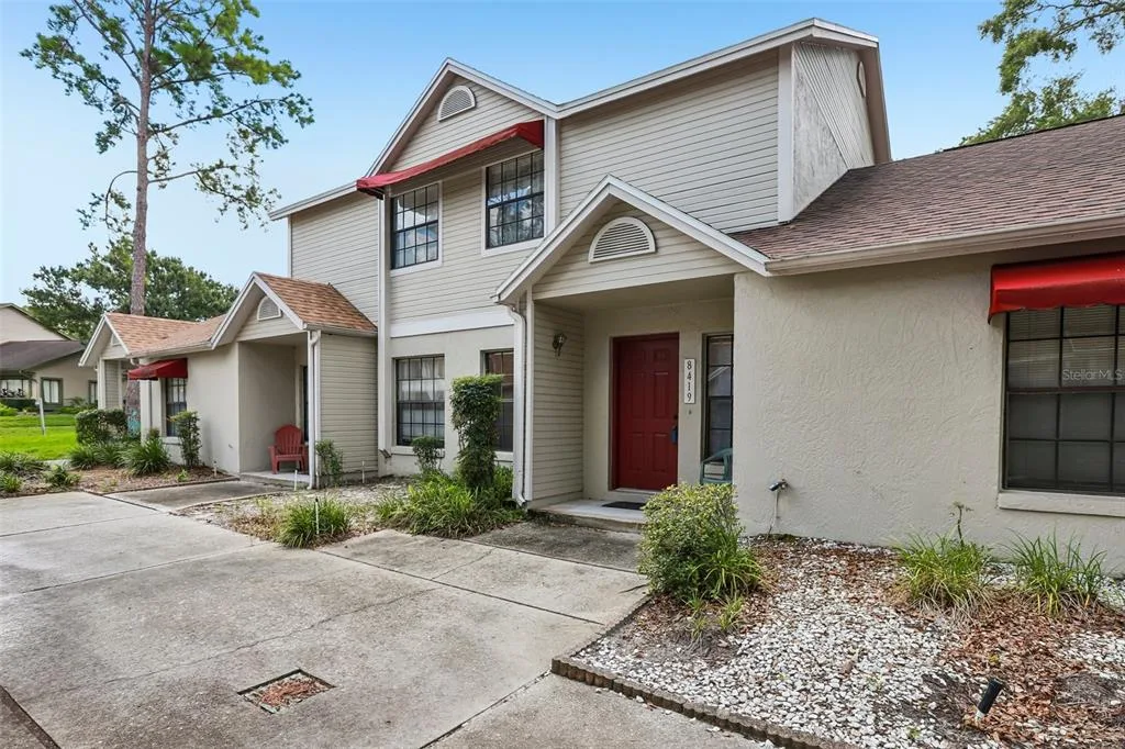 8419 LAURELON PLACE, TEMPLE TERRACE, FL 33637