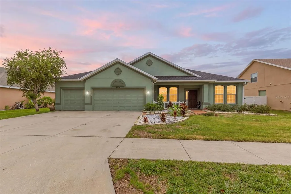 2206 VIA CORTONA STREET, PLANT CITY, FL 33566