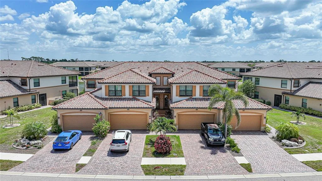 20071 RAGAZZA CIRCLE # 101, VENICE, FL 34293