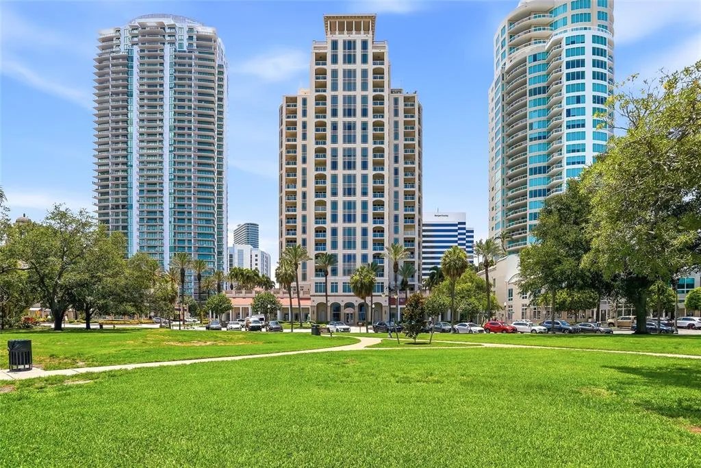 100 BEACH DRIVE NE # 301, ST PETERSBURG, FL 33701