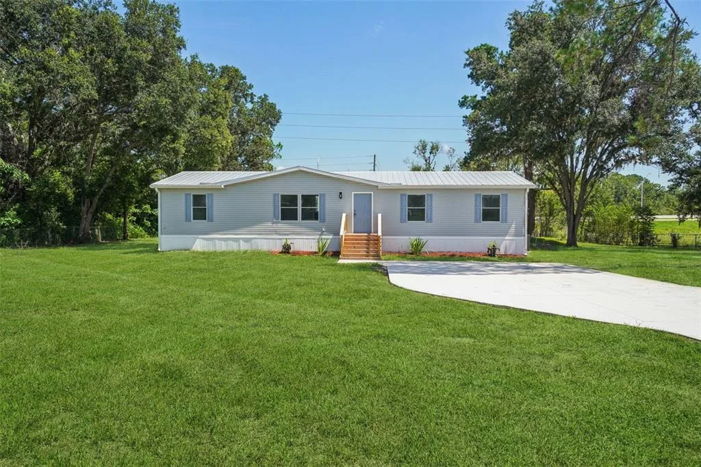 29417 KELLY DRIVE, WESLEY CHAPEL, FL 33544