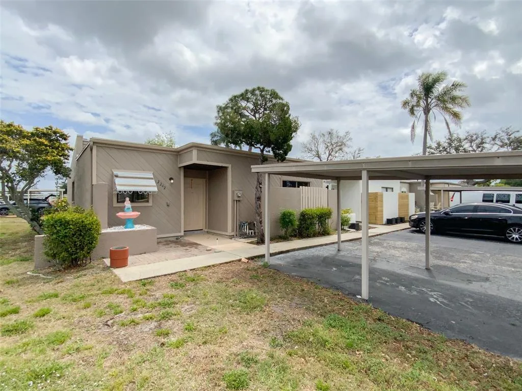 2242 PINEWOOD VILLAS DRIVE, HOLIDAY, FL 34691