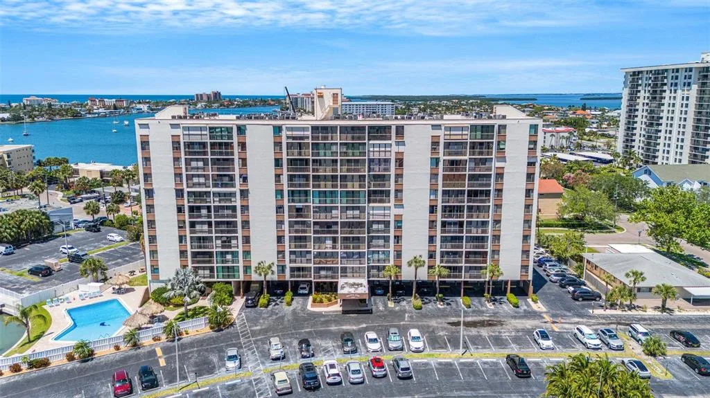 255 DOLPHIN POINT # 404, CLEARWATER BEACH, FL 33767