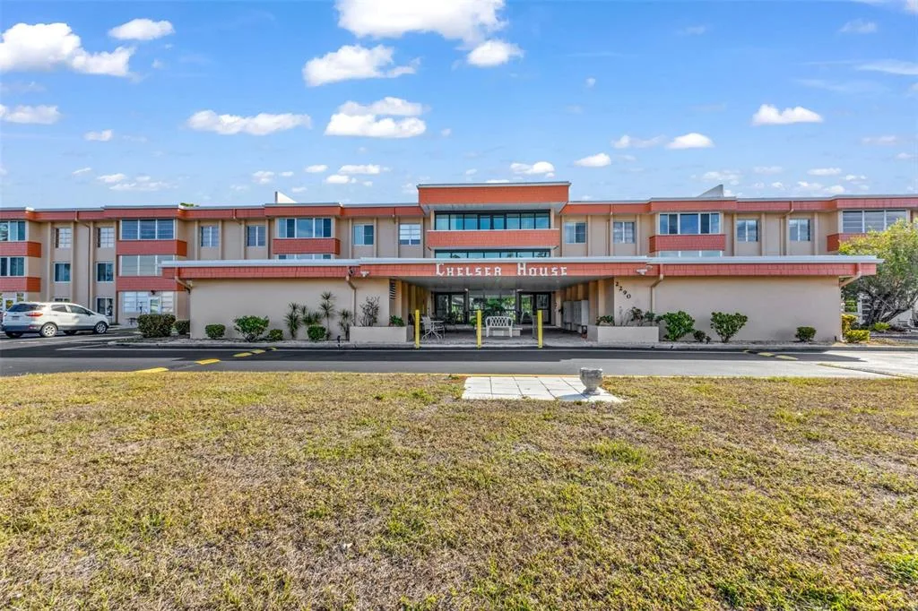 2290 AARON STREET # 109, PORT CHARLOTTE, FL 33952