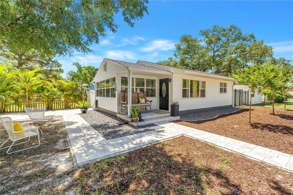 798 45TH AVENUE N, ST PETERSBURG, FL 33703