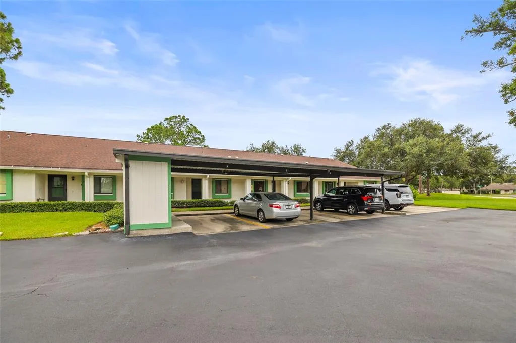 2556 ROYAL PINES CIRCLE # 13-C, CLEARWATER, FL 33763