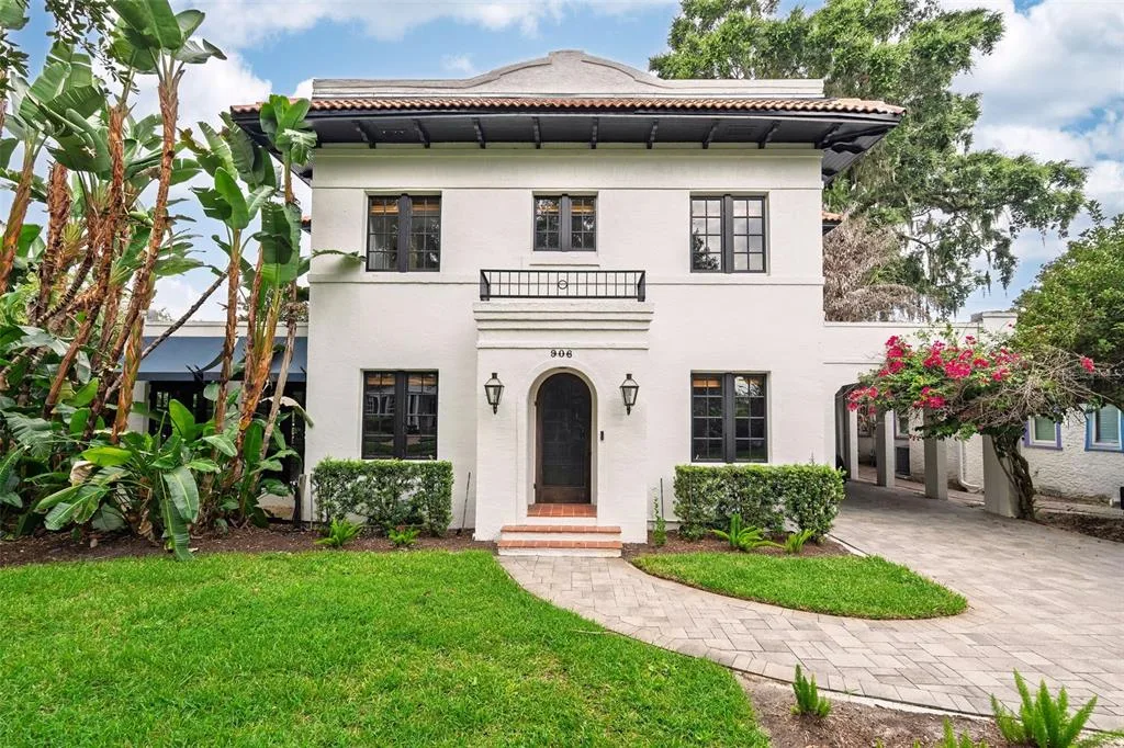 906 ALHAMBRA COURT, ORLANDO, FL 32804