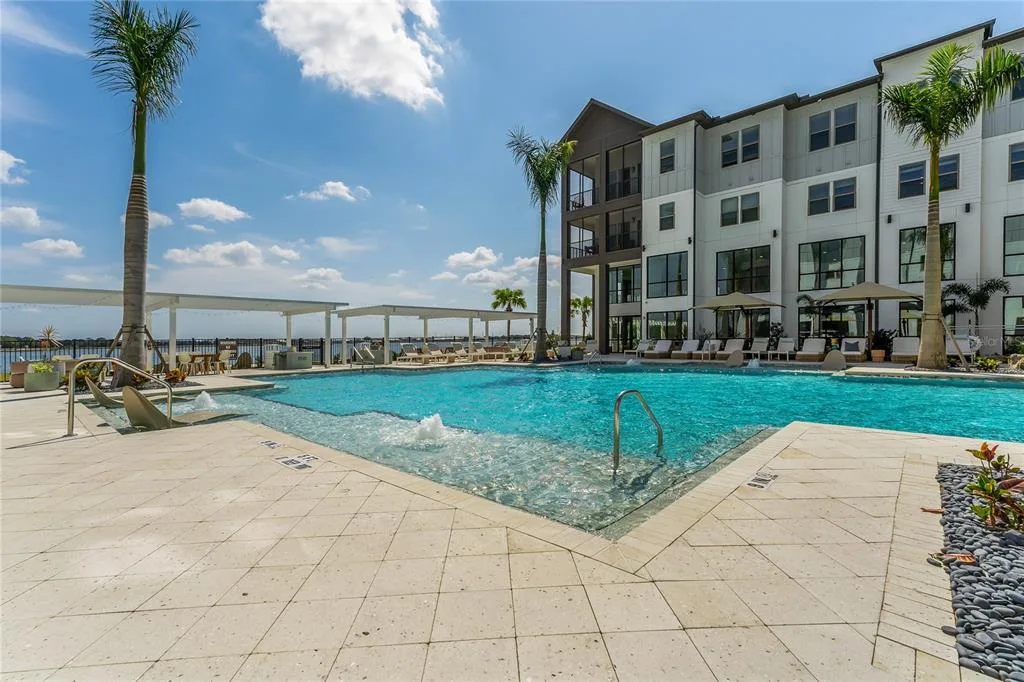 1420 LAKEFRONT DRIVE # 7208, SARASOTA, FL 34240