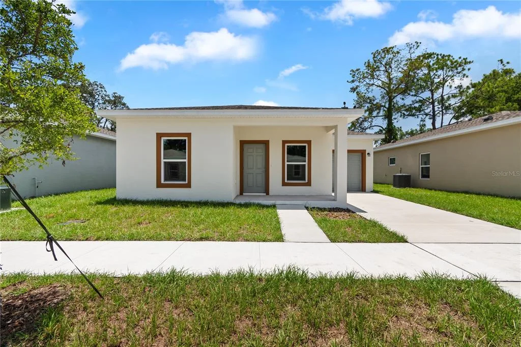 5017 FINDERS COURT, TAMPA, FL 33617