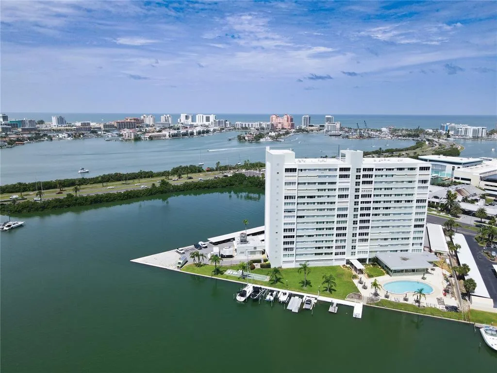 31 ISLAND WAY # 505, CLEARWATER BEACH, FL 33767