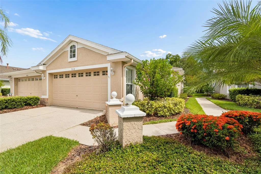 9828 BRIDGETON DRIVE, TAMPA, FL 33626