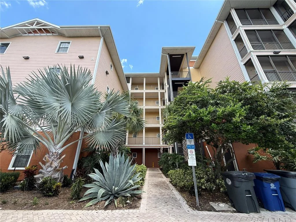 3060 PIRATES RETREAT COURT # 102, KISSIMMEE, FL 34747