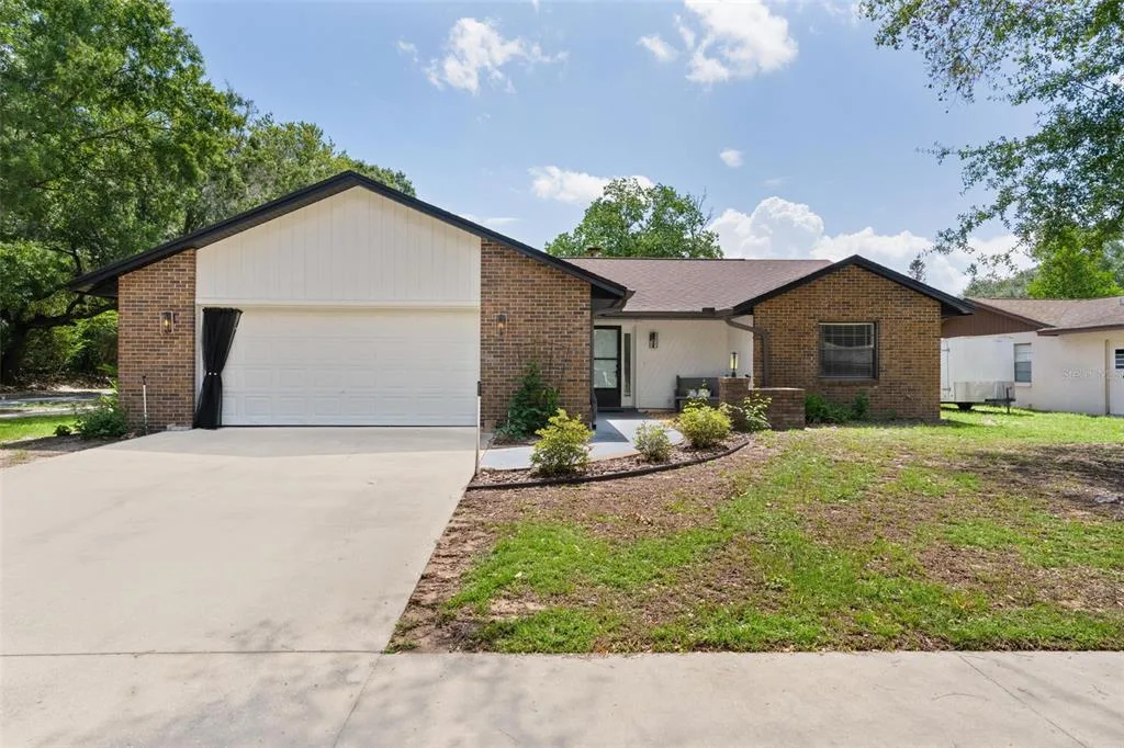 1401 14TH STREET, CLERMONT, FL 34711