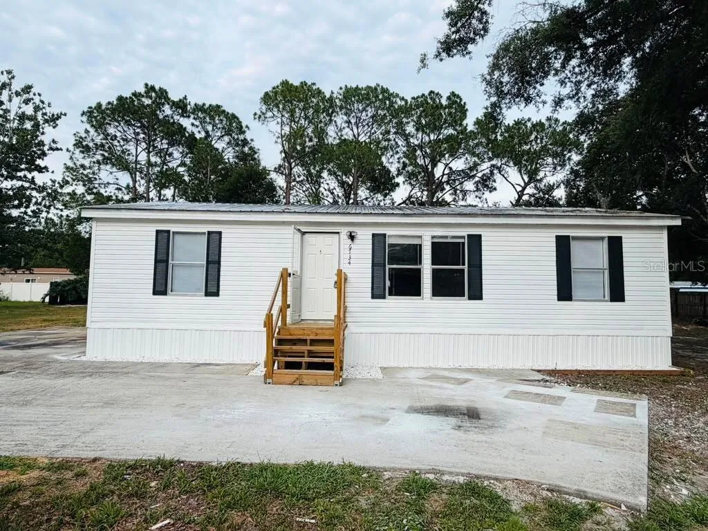 6734 RAVENWOOD STREET, ZEPHYRHILLS, FL 33544