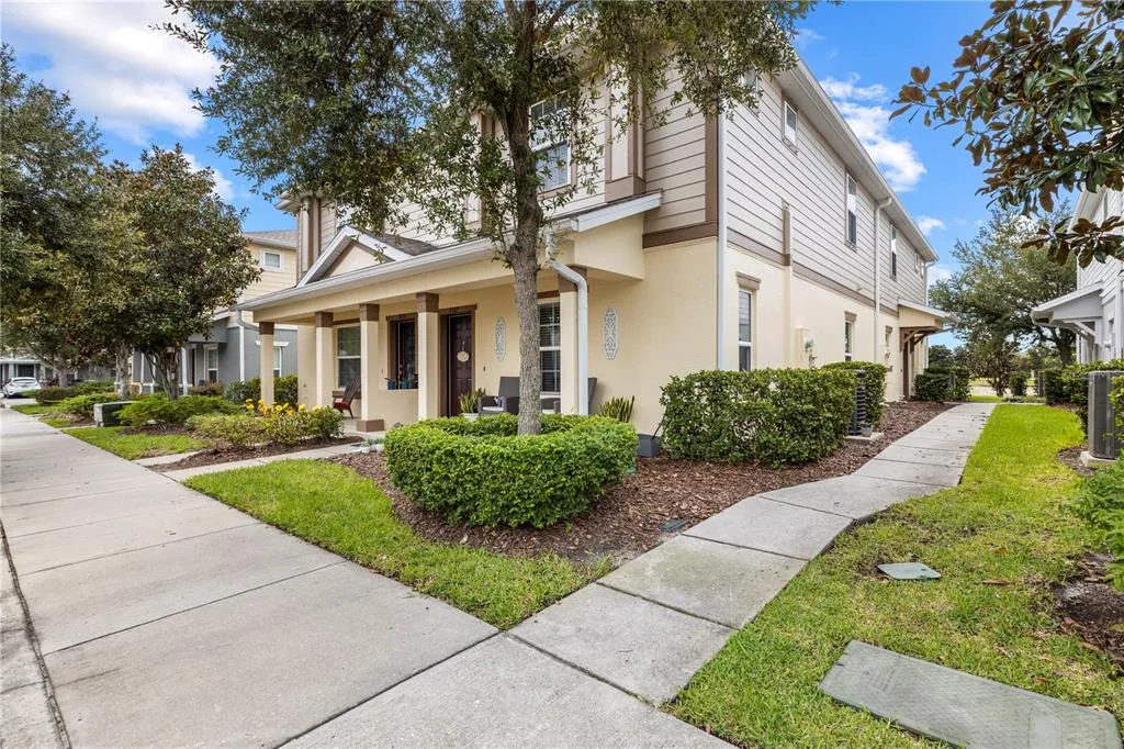 9335 AMERICAN HICKORY LANE, RIVERVIEW, FL 33578