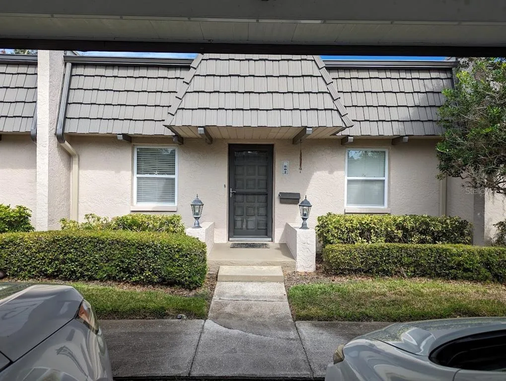 802 CORDOVA GREEN # 802, SEMINOLE, FL 33777