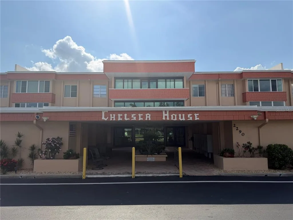 2290 AARON STREET # 101, PORT CHARLOTTE, FL 33952