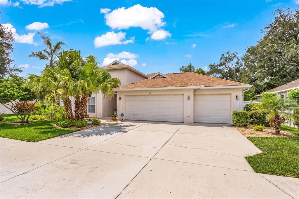 3111 43RD AVENUE E, BRADENTON, FL 34208