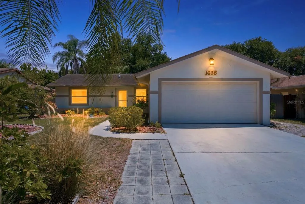 1635 BRANDYWINE WAY, DUNEDIN, FL 34698
