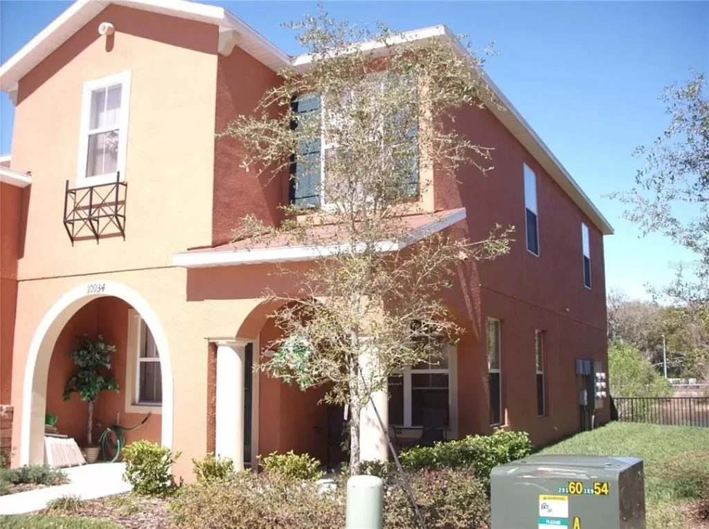 10934 JOHANNA AVENUE, RIVERVIEW, FL 33578