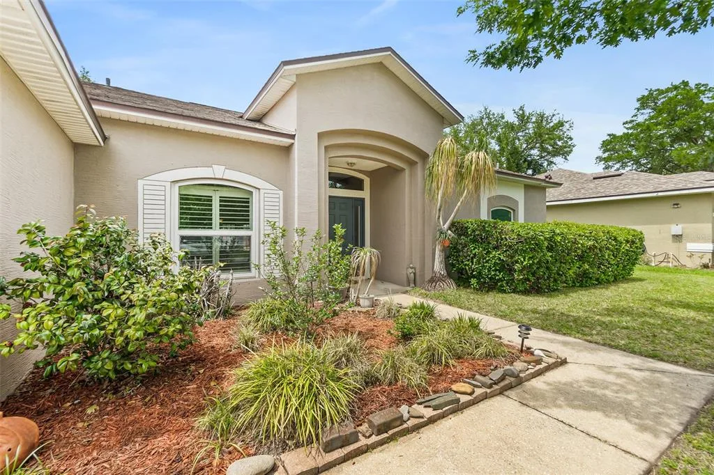 6 EVANSVILLE LANE, PALM COAST, FL 32164