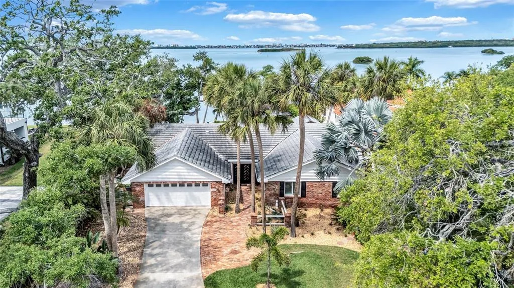2612 KEYSTONE COURT N, ST PETERSBURG, FL 33710