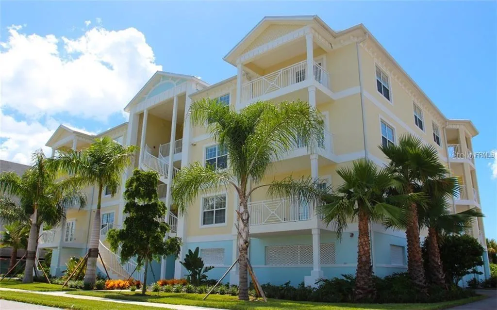 7730 34TH AVE W # 303, BRADENTON, FL 34209