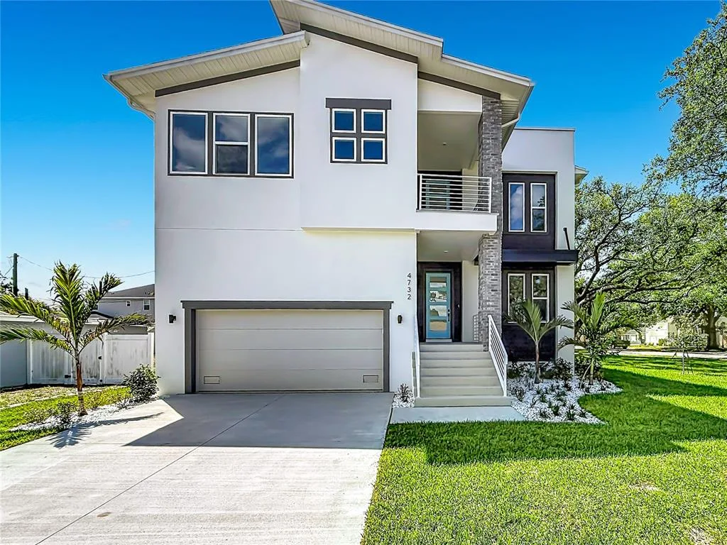 4732 W WALLCRAFT AVENUE, TAMPA, FL 33611