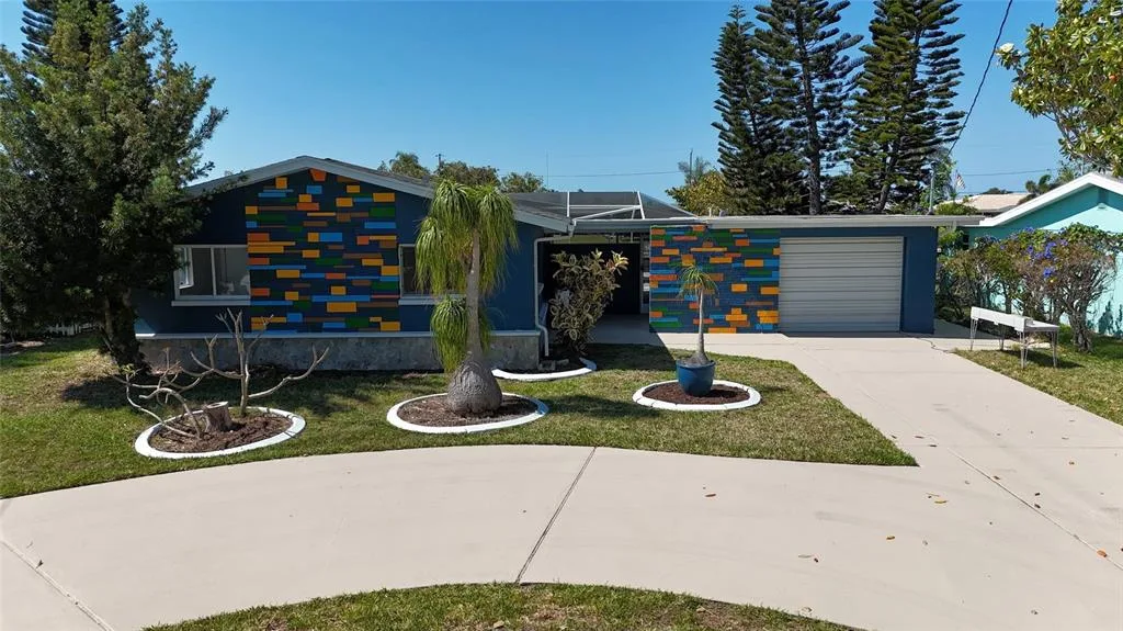 4240 FLORAMAR TERRACE, NEW PORT RICHEY, FL 34652
