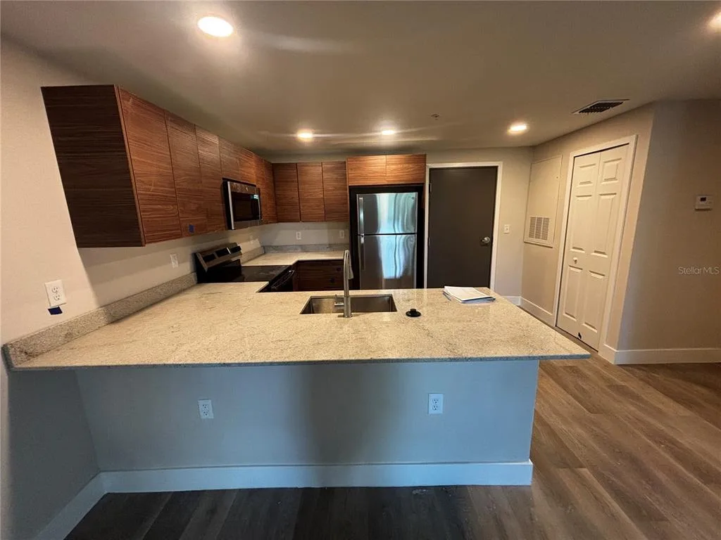 4424 S TEXAS AVENUE # 1-205, ORLANDO, FL 32839