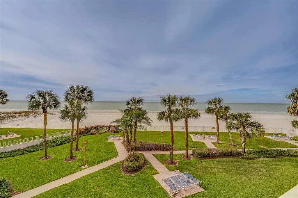 17900 GULF BOULEVARD # 2E, REDINGTON SHORES, FL 33708