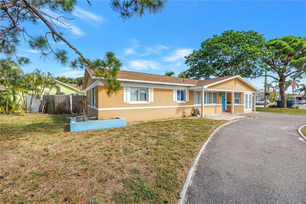 7901 CAUSEWAY BOULEVARD S, ST PETERSBURG, FL 33707