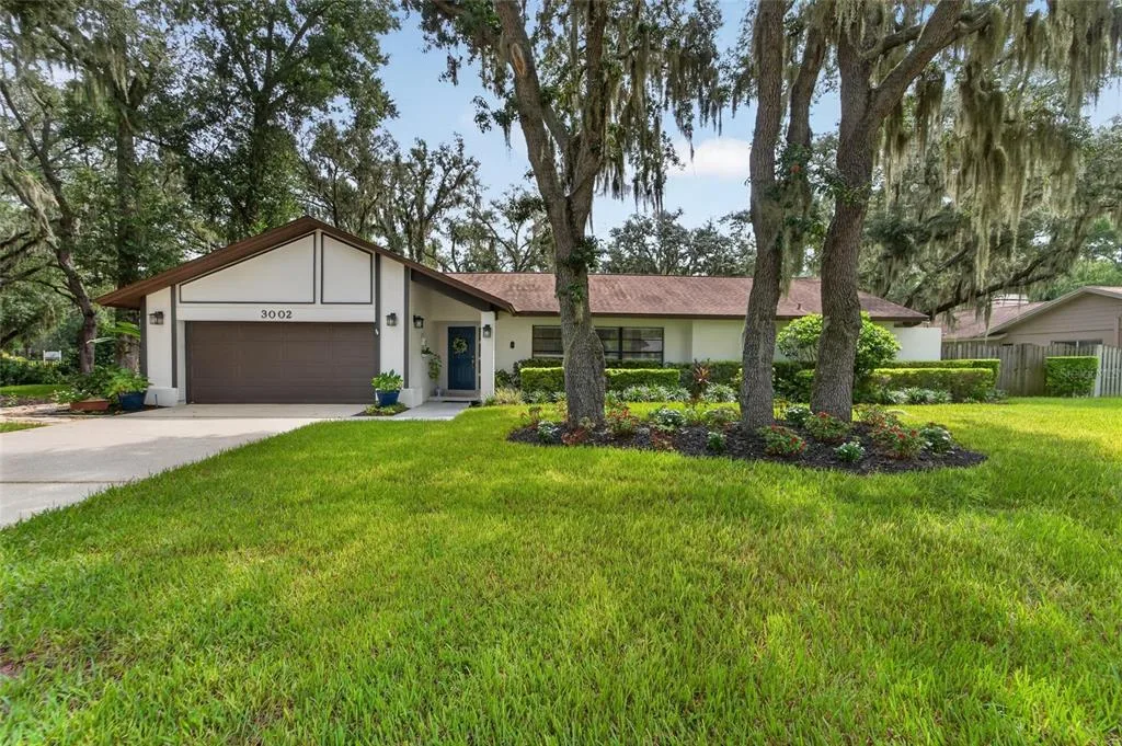 3002 WISTER CIRCLE, VALRICO, FL 33596