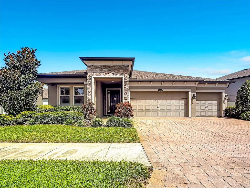 19563 LEONARD ROAD, LUTZ, FL 33558