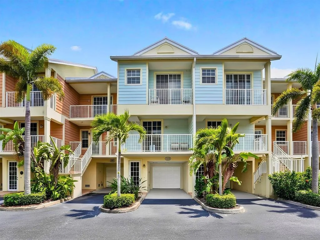 3248 MANGROVE POINT DRIVE, RUSKIN, FL 33570