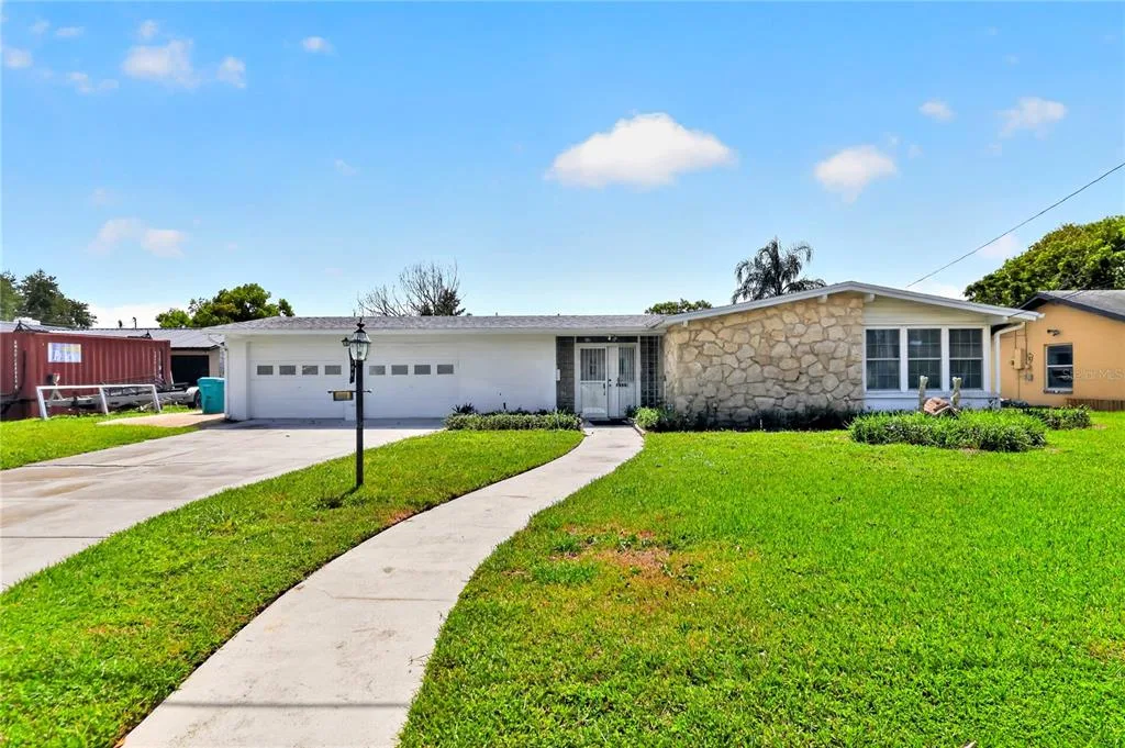2604 REEF COURT, ORLANDO, FL 32805