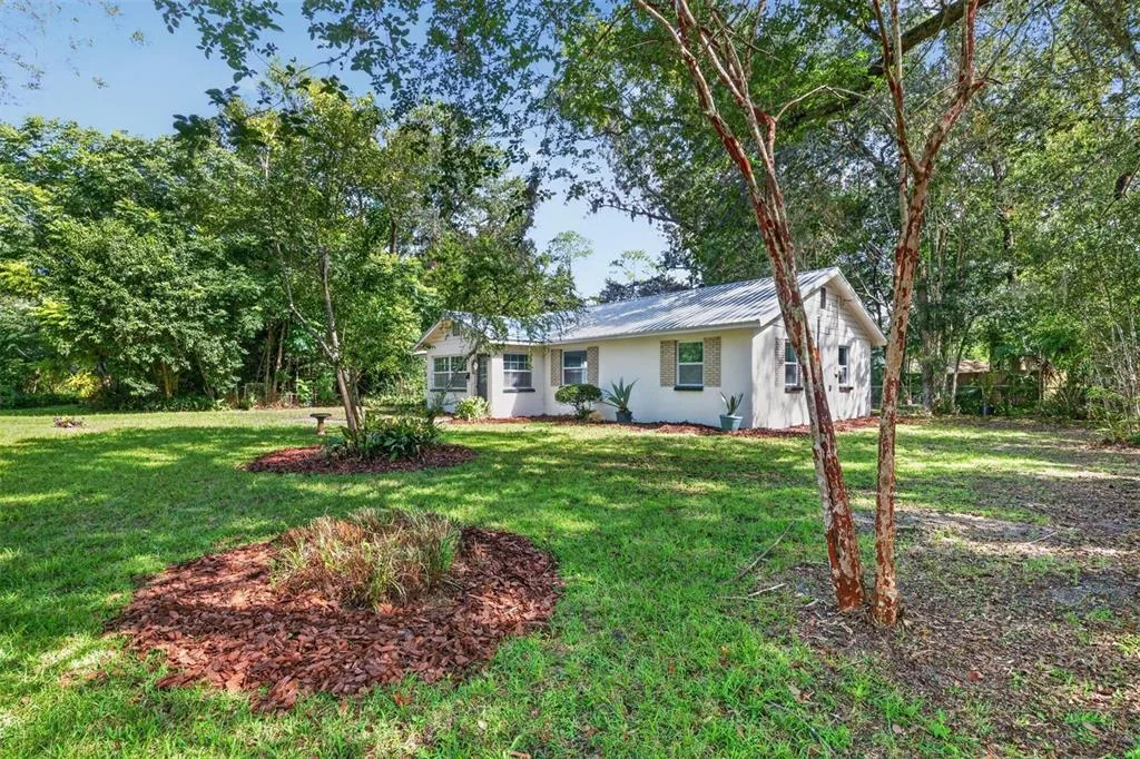 1006 NE 12TH AVENUE, GAINESVILLE, FL 32601