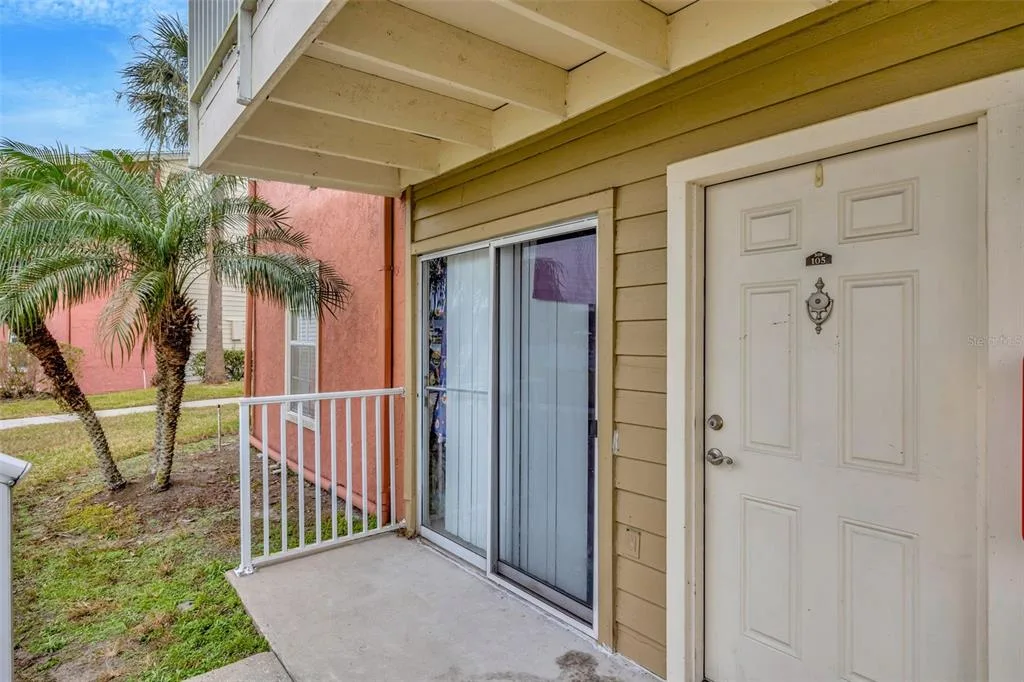 308 LAKE PARSONS GREEN # 102, BRANDON, FL 33511