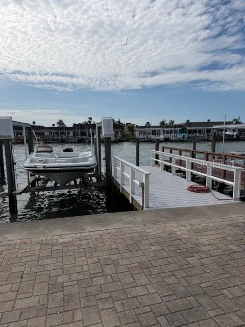 582 BOCA CIEGA POINT BOULEVARD N, ST PETERSBURG, FL 33708