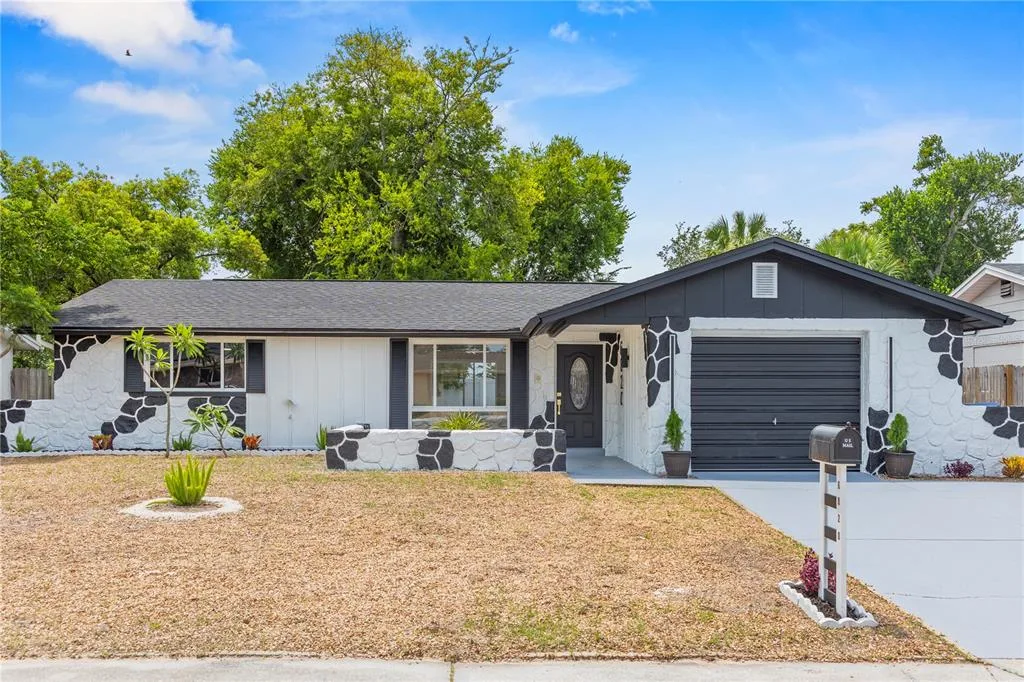 6820 EL CAMINO PALOMA STREET, PORT RICHEY, FL 34668